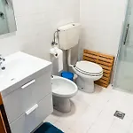 Apartamento Tastefully Furnished Flat With Lateral Sea View *