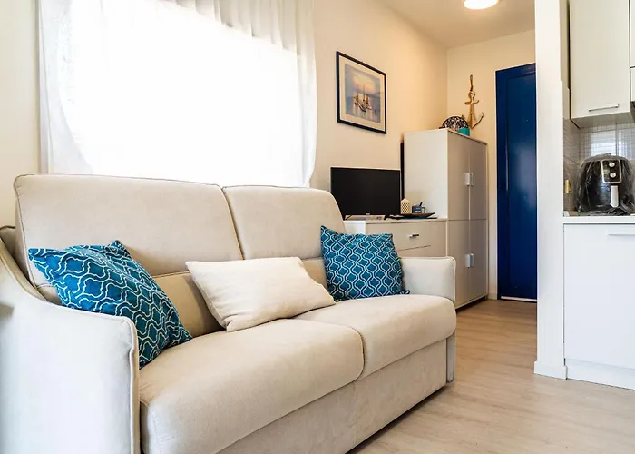 Apartament Tastefully Furnished Flat With Lateral Sea View Bibione