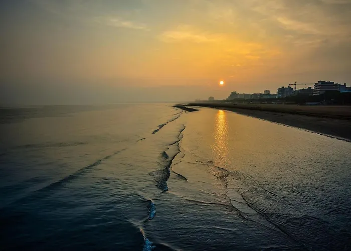 Διαμέρισμα Tastefully Furnished Flat With Lateral Sea View Μπιμπιόνε